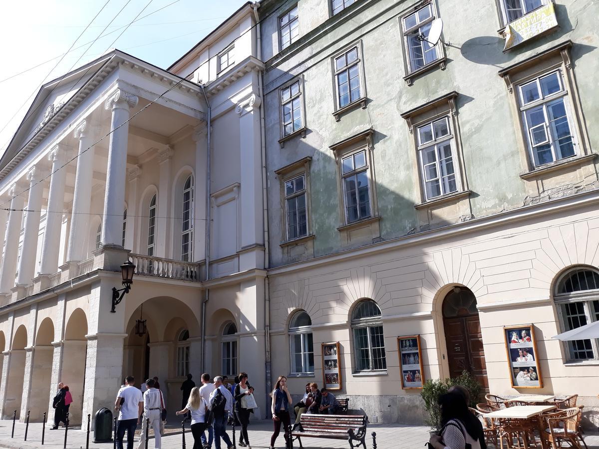 Театральна#Ilike# Lägenhet Lviv Exteriör bild