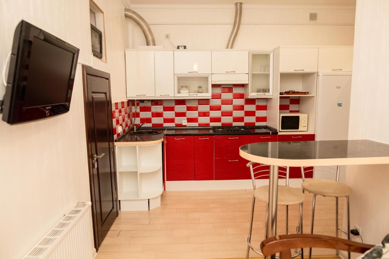 Театральна#Ilike# Lägenhet Lviv Exteriör bild